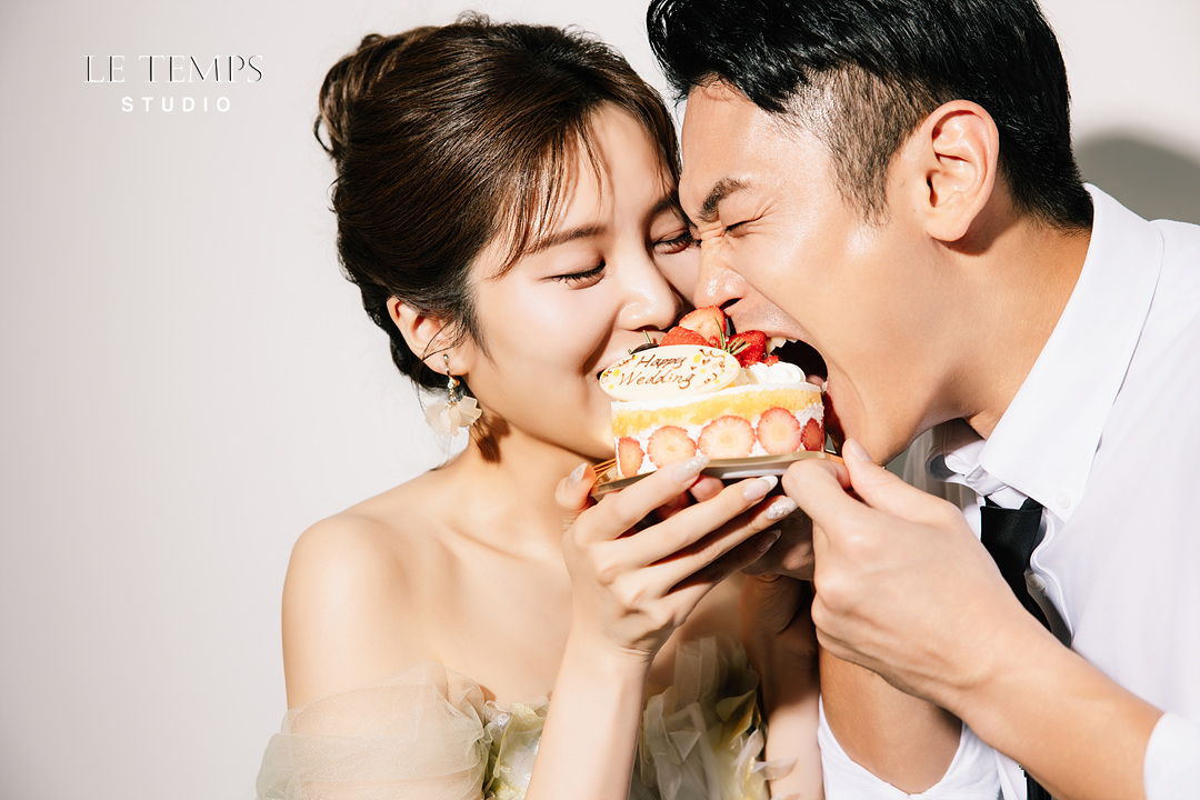 HARU | 韓国トレンド満載！ブラックドレスからカラードレスまで大満足の3着プラン| 魅力溢れる韓国フォトウェディングの一日