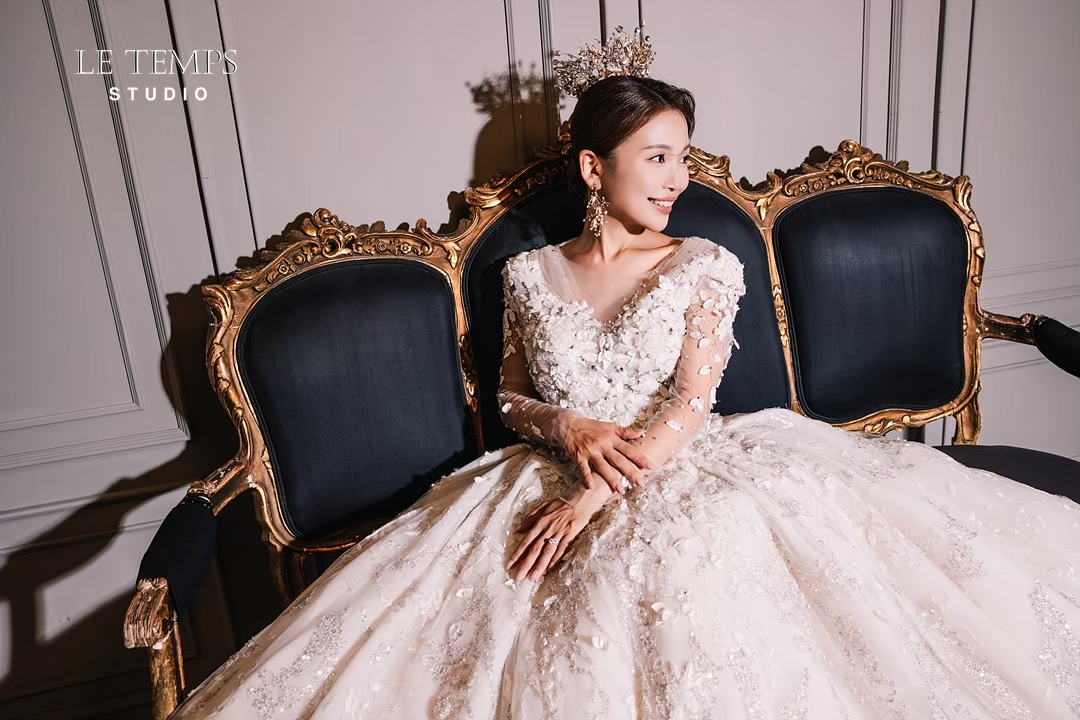 【韓国フォトウェディング】大阪スタジオで叶える憧れスタイル｜プレミアムドレス×2つの韓国ヘアメイク
