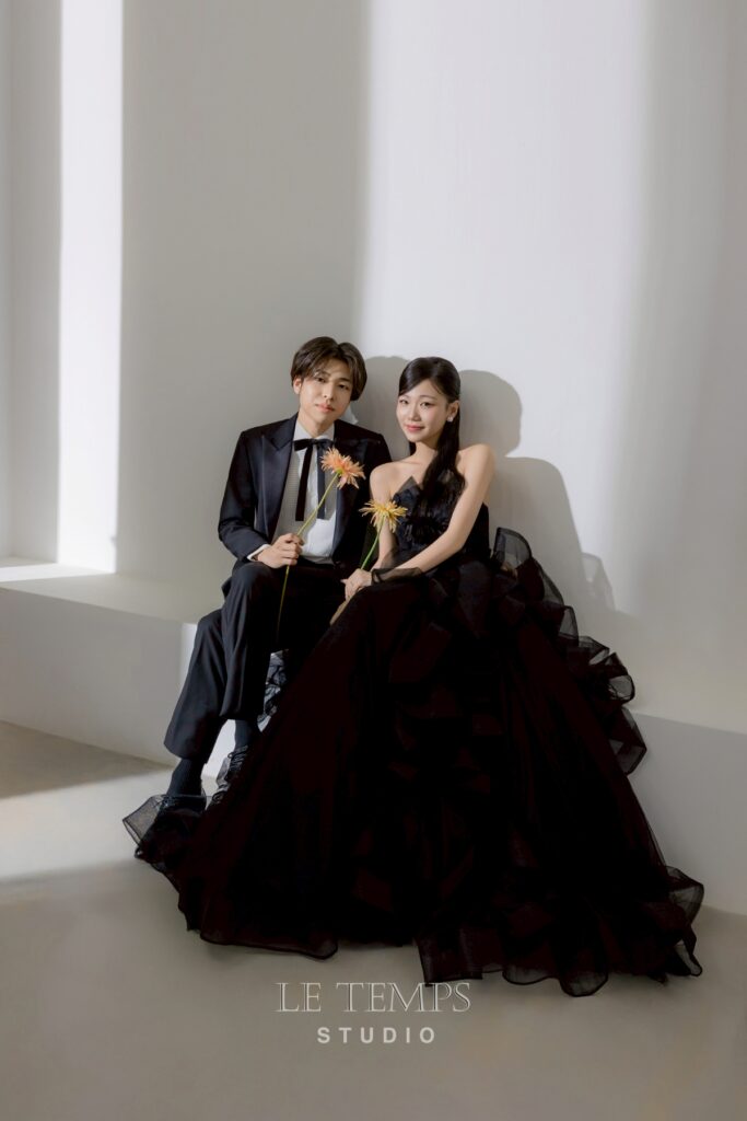 韓国メイクとストレートヘアの花嫁フォトウェディング